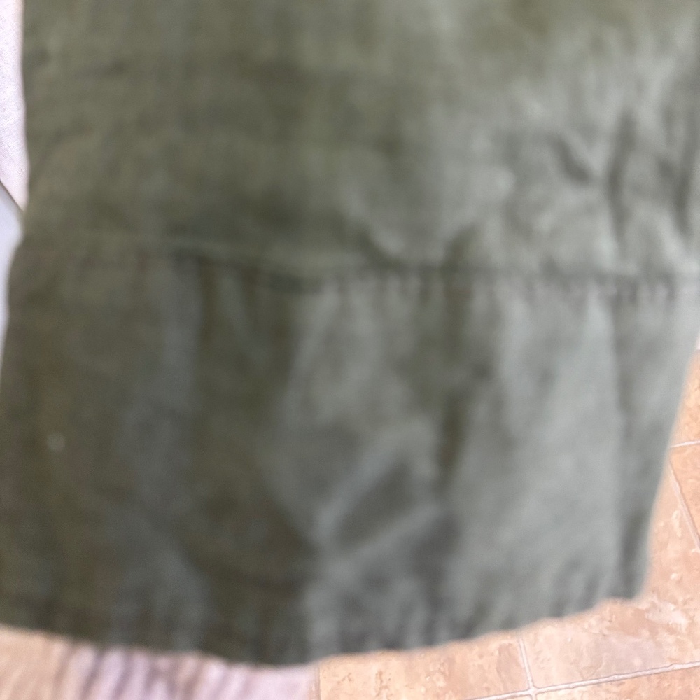 Express Woman’s Linen Blend Button Up Collared Sh… - image 3